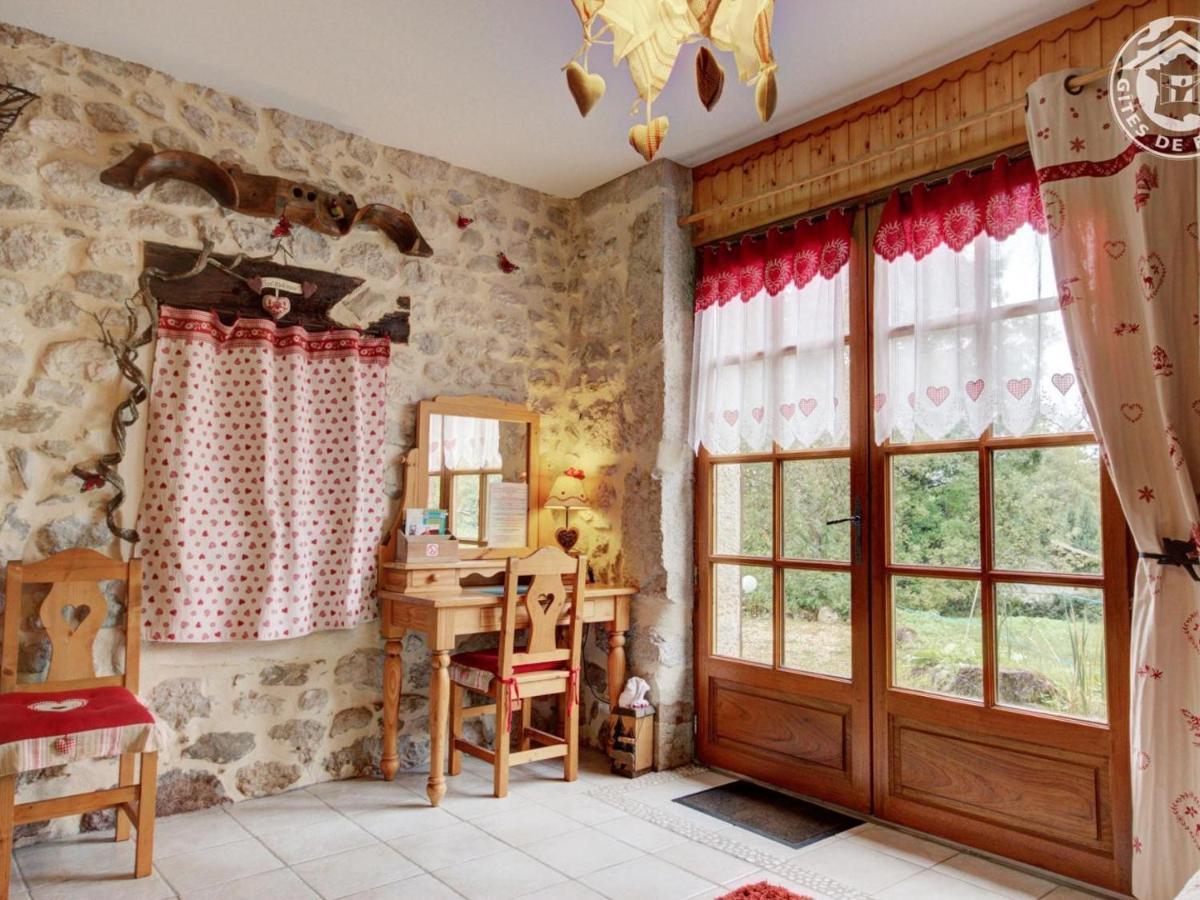 Hotel Les Grands Champs Attignat-Oncin Zewnętrze zdjęcie
