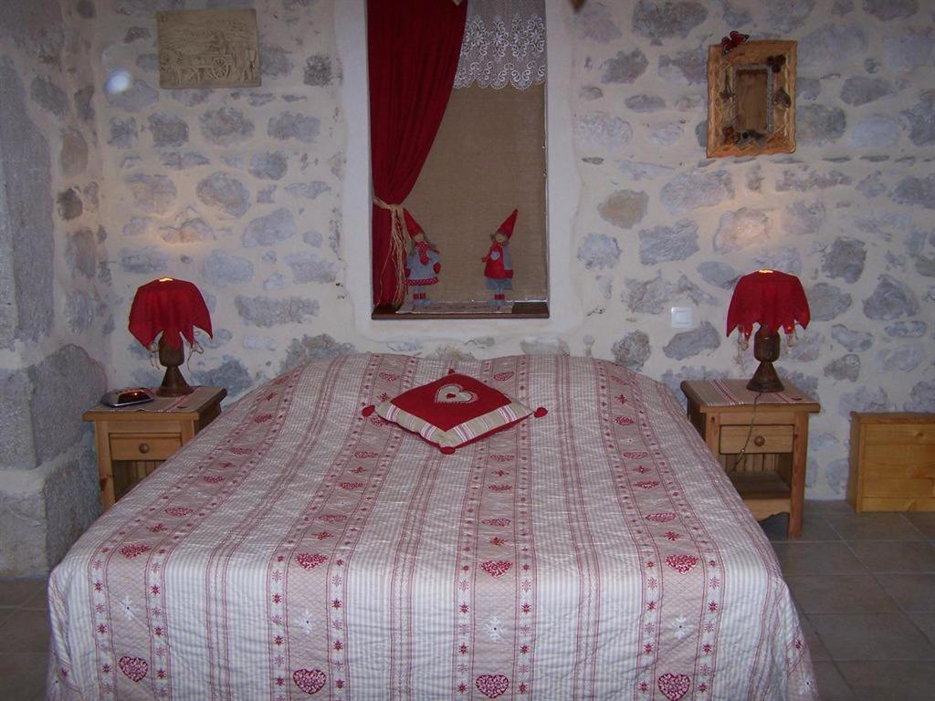 Hotel Les Grands Champs Attignat-Oncin Zewnętrze zdjęcie